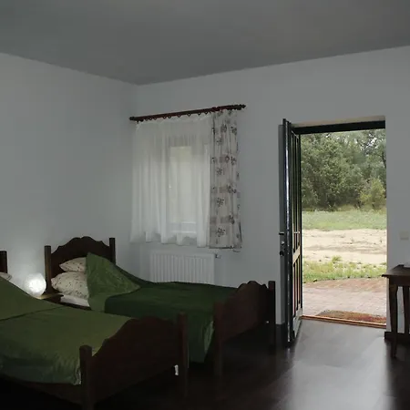 Hunor Lovastanya 宾馆 *